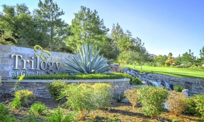 24100 Nobe Street, Corona, California 92883