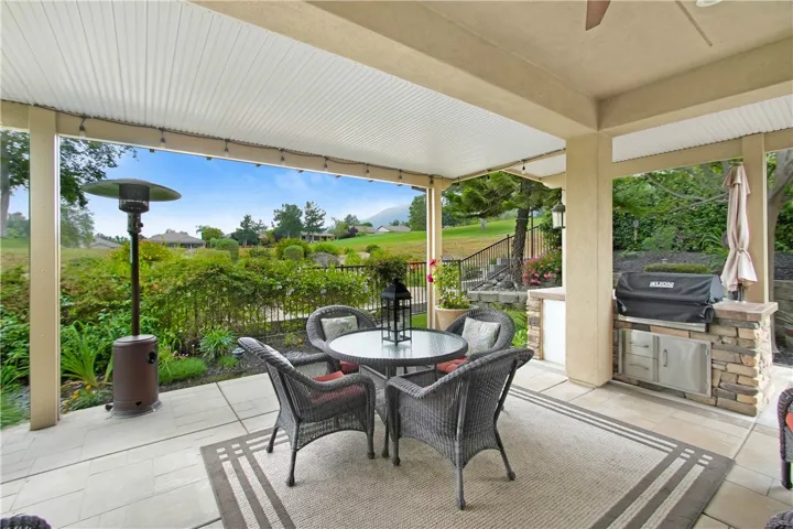 24100 Nobe Street, Corona, California 92883