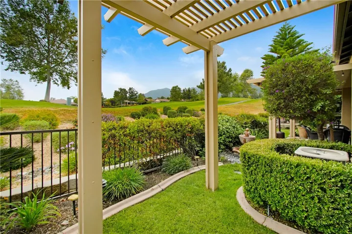 24100 Nobe Street, Corona, California 92883