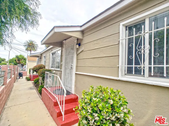 4503 Dockweiler Street, Los Angeles, California 90019