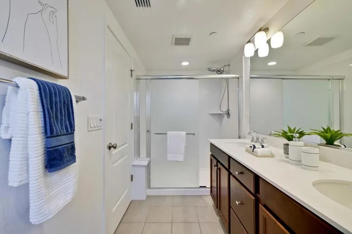 61 Montecito Vista Drive 4, San Jose, California 95111
