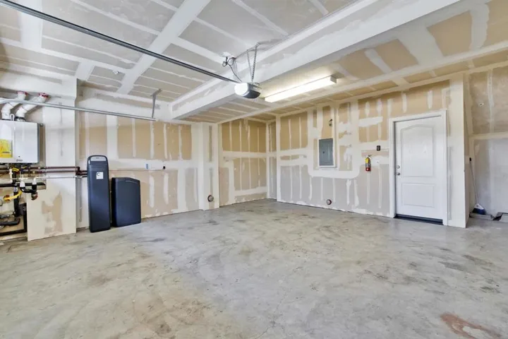 61 Montecito Vista Drive 4, San Jose, California 95111