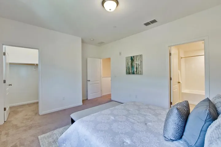 61 Montecito Vista Drive 4, San Jose, California 95111