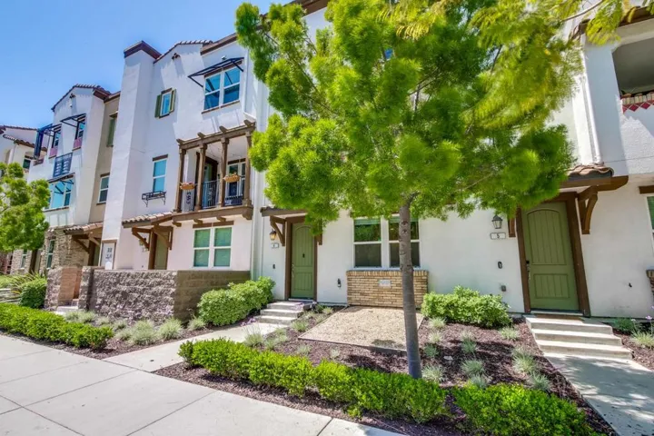 61 Montecito Vista Drive 4, San Jose, California 95111