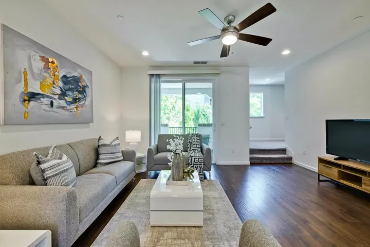 61 Montecito Vista Drive 4, San Jose, California 95111