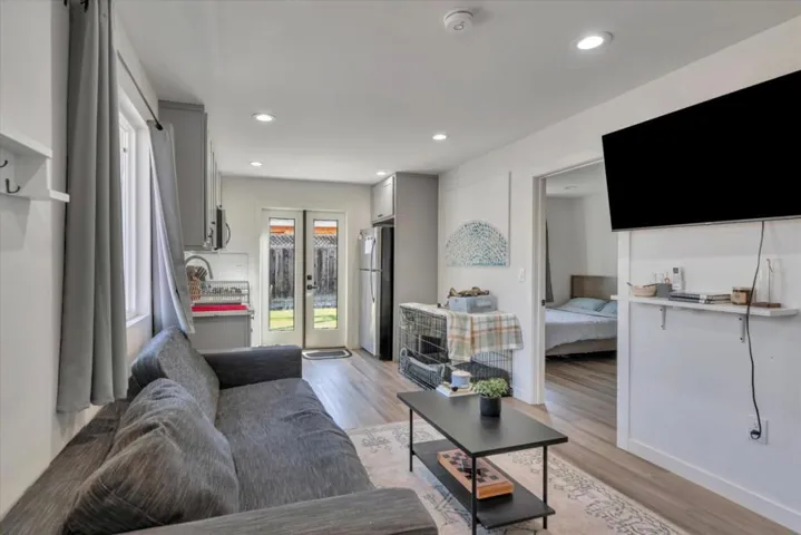 701 Dona Avenue, Sunnyvale, California 94087