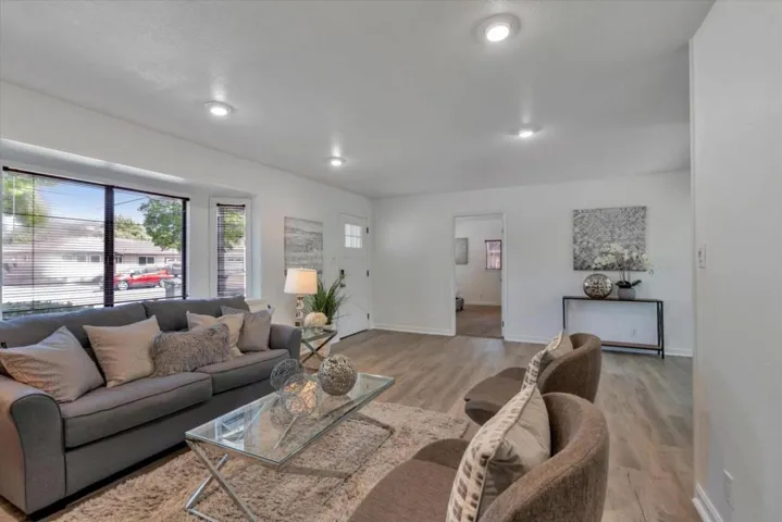 701 Dona Avenue, Sunnyvale, California 94087