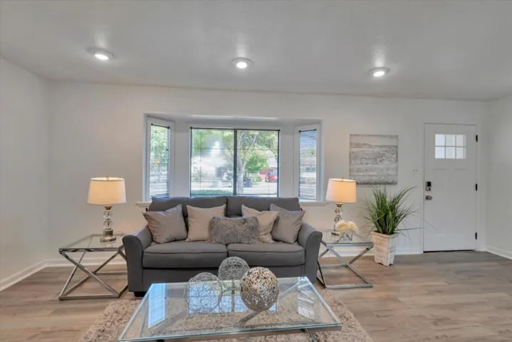 701 Dona Avenue, Sunnyvale, California 94087