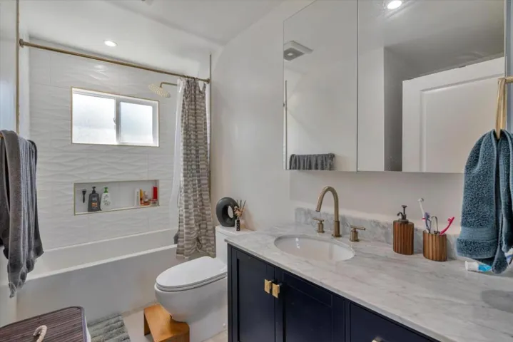 701 Dona Avenue, Sunnyvale, California 94087