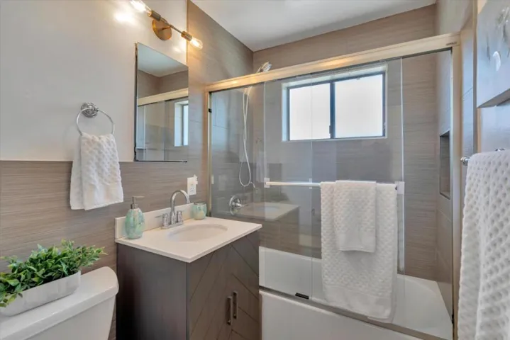 701 Dona Avenue, Sunnyvale, California 94087
