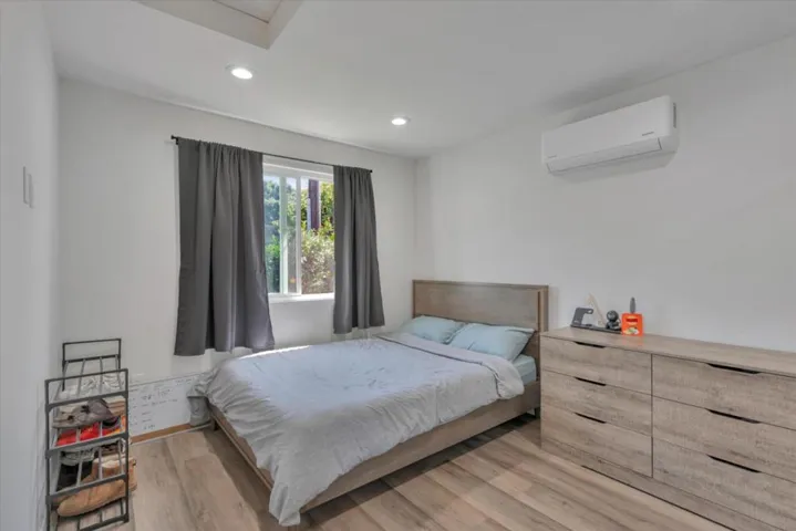 701 Dona Avenue, Sunnyvale, California 94087