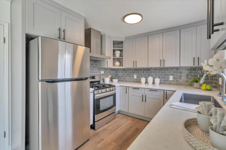 701 Dona Avenue, Sunnyvale, California 94087