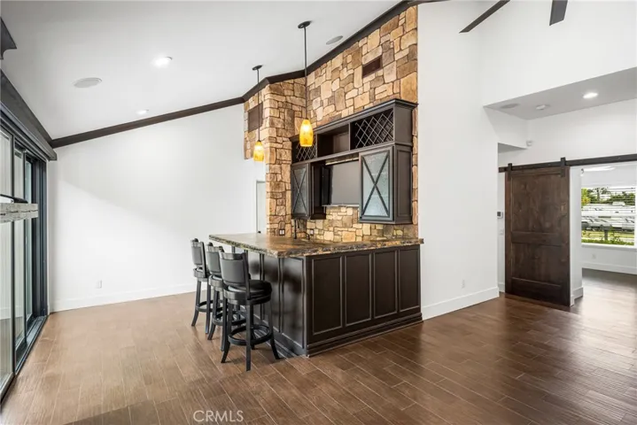Another View of the Professional Wet Bar