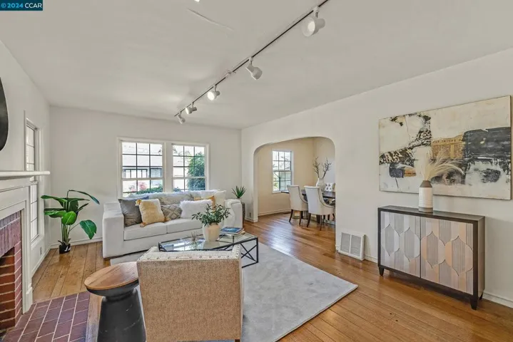 1441 Catherine Dr, Berkeley, California 94702
