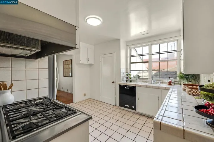1441 Catherine Dr, Berkeley, California 94702