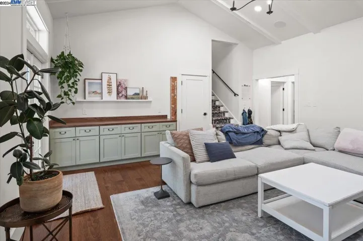 658 S L St, Livermore, California 94550