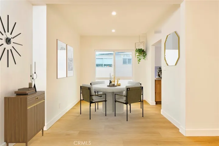 1047 N Sierra Bonita Avenue 13, West Hollywood, California 90046
