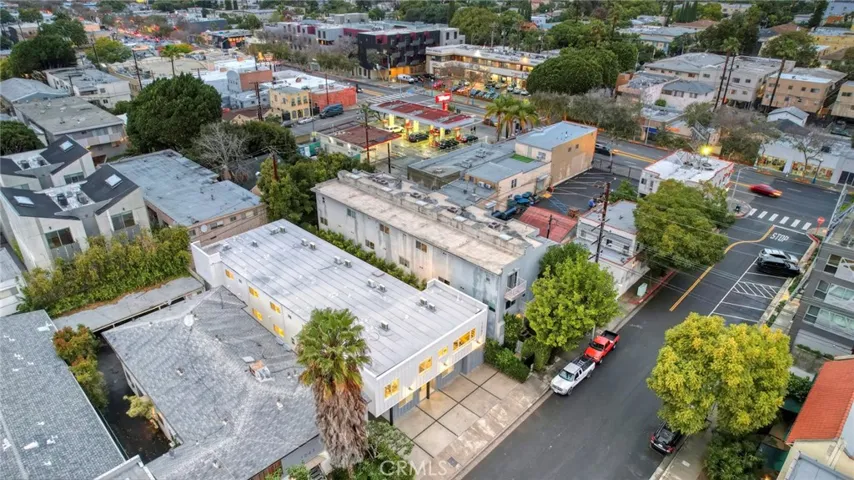 1047 N Sierra Bonita Avenue 13, West Hollywood, California 90046