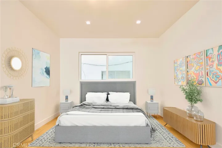 1047 N Sierra Bonita Avenue 13, West Hollywood, California 90046