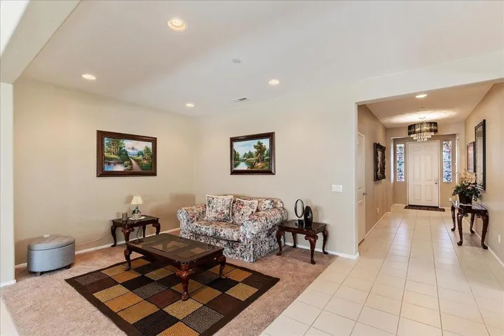 07-Living Room