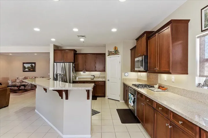 15-Kitchen