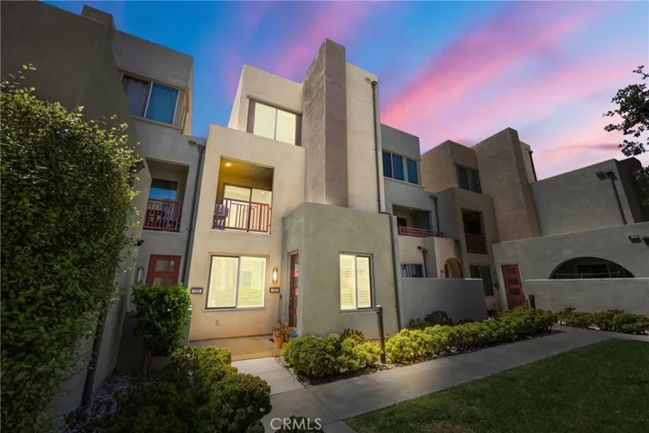 155 Magnet, Irvine, California 92618