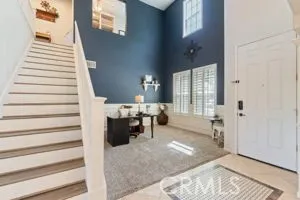 Entry & Living