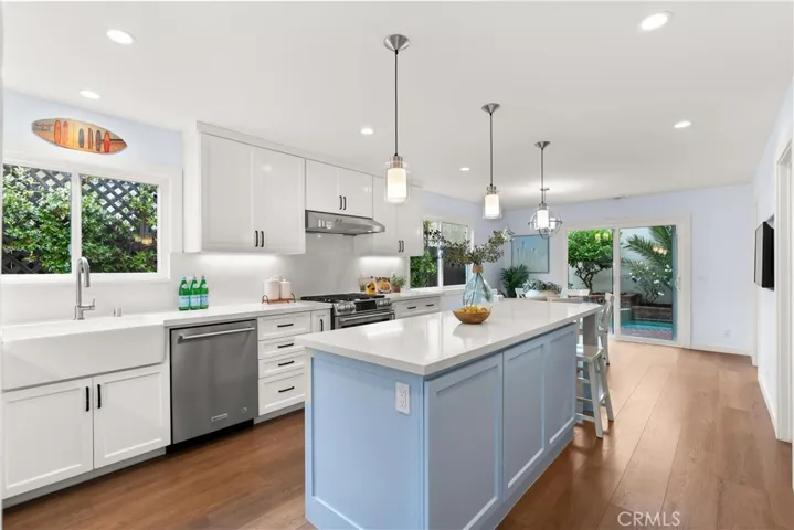 This designer kitchen has been well designed, with all the boxes checked.