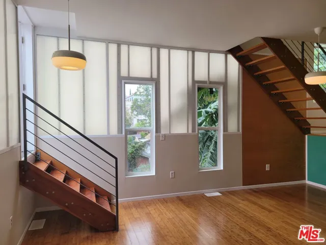 Living/Dining area
