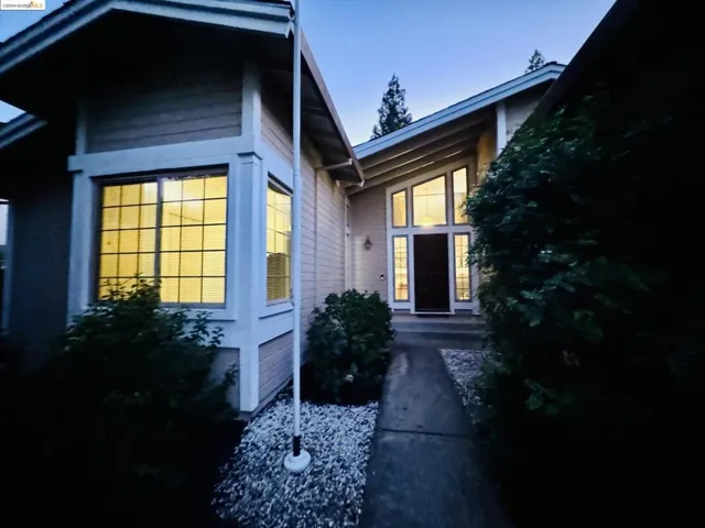 8341 Crestshire Cir, Orangevale, California 95662