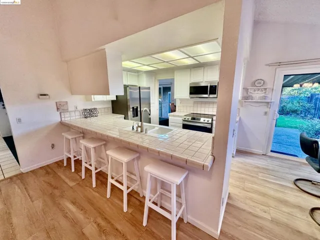 8341 Crestshire Cir, Orangevale, California 95662