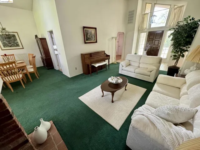 8341 Crestshire Cir, Orangevale, California 95662