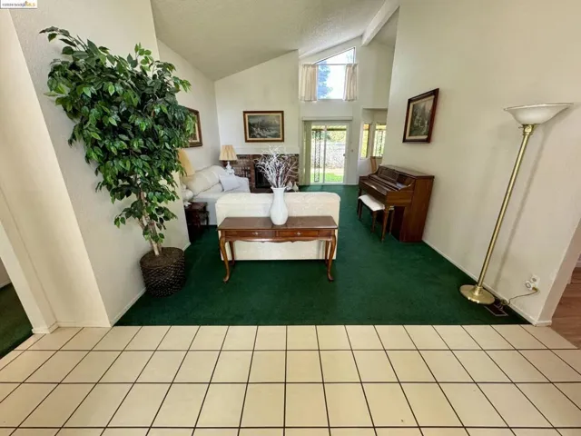 8341 Crestshire Cir, Orangevale, California 95662