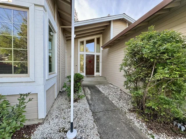 8341 Crestshire Cir, Orangevale, California 95662
