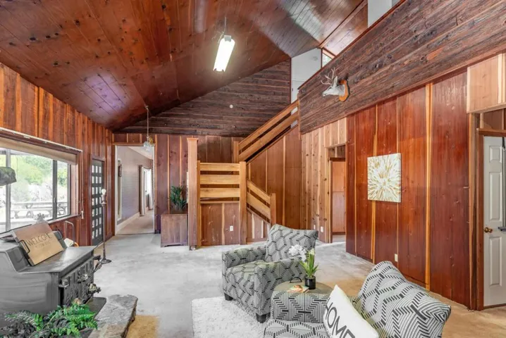 6460 Mount Madonna Road, Gilroy, California 95020