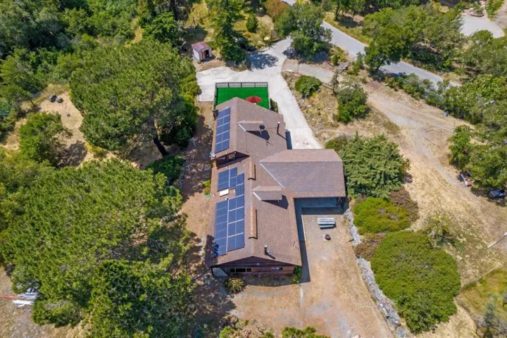 6460 Mount Madonna Road, Gilroy, California 95020