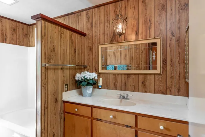 6460 Mount Madonna Road, Gilroy, California 95020