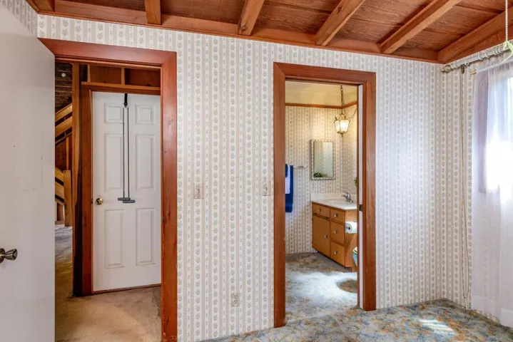 6460 Mount Madonna Road, Gilroy, California 95020