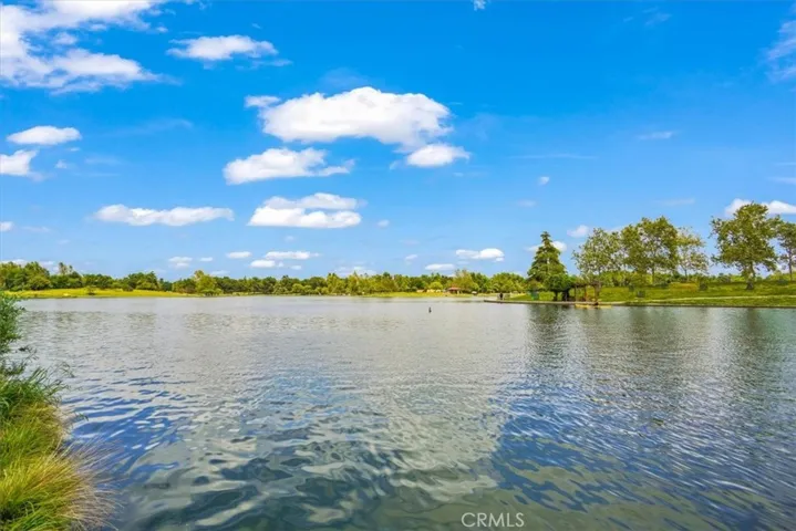 6453 Montgomery Avenue, Lake Balboa, California 91406
