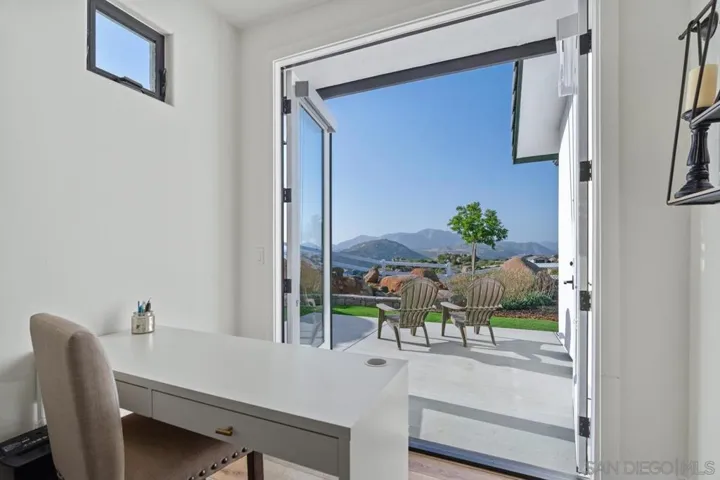 310 Amy Way, Alpine, California 91901