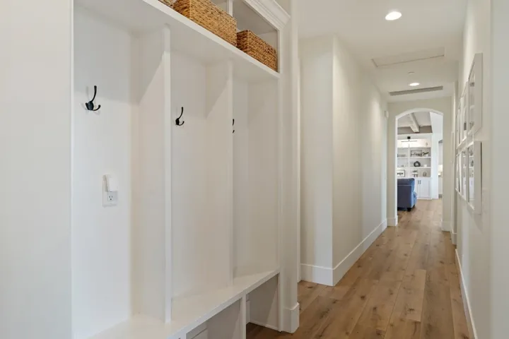 310 Amy Way, Alpine, California 91901