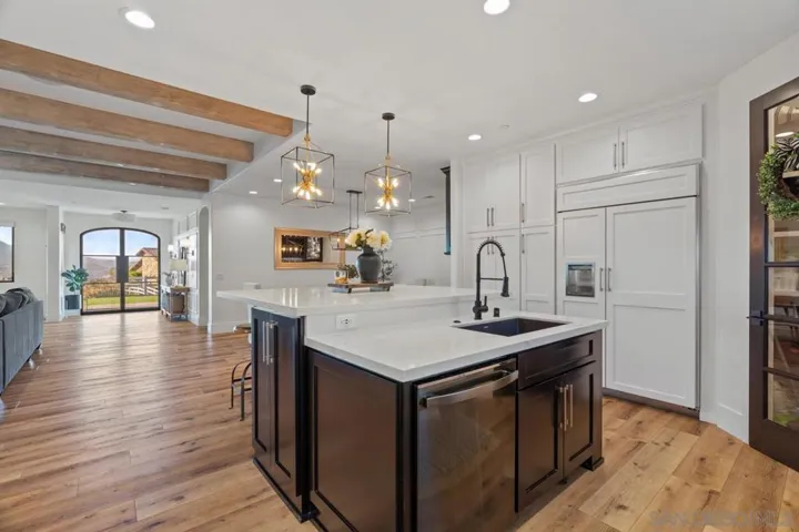310 Amy Way, Alpine, California 91901