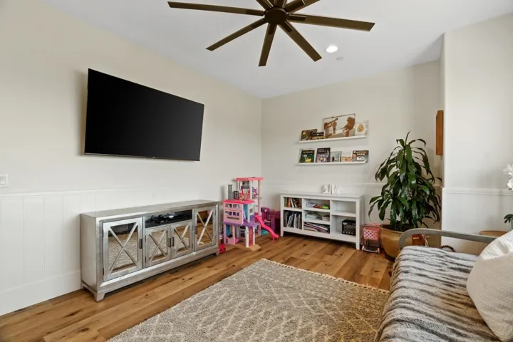 310 Amy Way, Alpine, California 91901