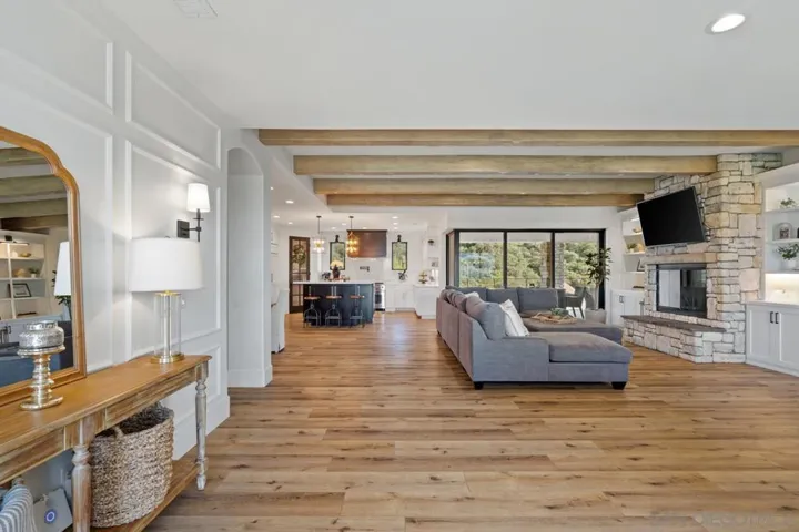 310 Amy Way, Alpine, California 91901