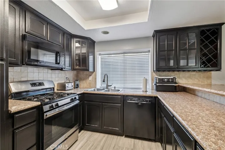 808 Arbor Circle, La Verne, California 91750