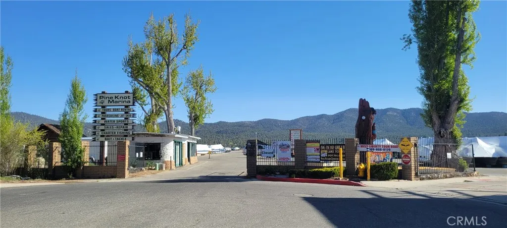 400 Pine Knot Boulevard, Big Bear Lake, California 92315