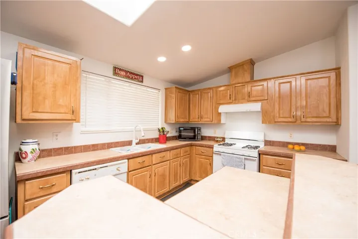 31491 Allen Avenue, Homeland, California 92548