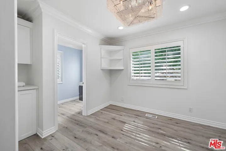 4309 Natoma Avenue, Woodland Hills, California 91364