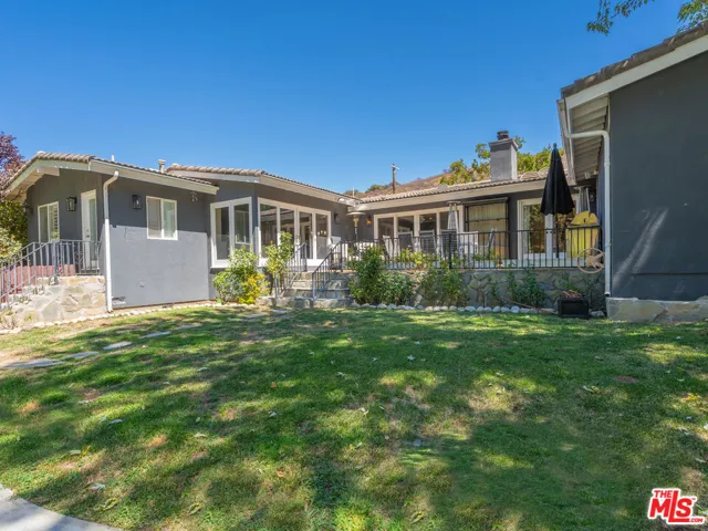 4309 Natoma Avenue, Woodland Hills, California 91364