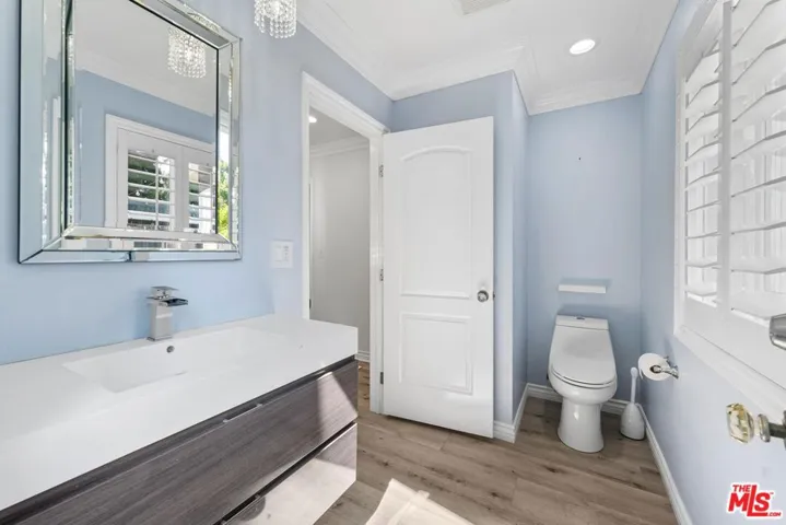 4309 Natoma Avenue, Woodland Hills, California 91364